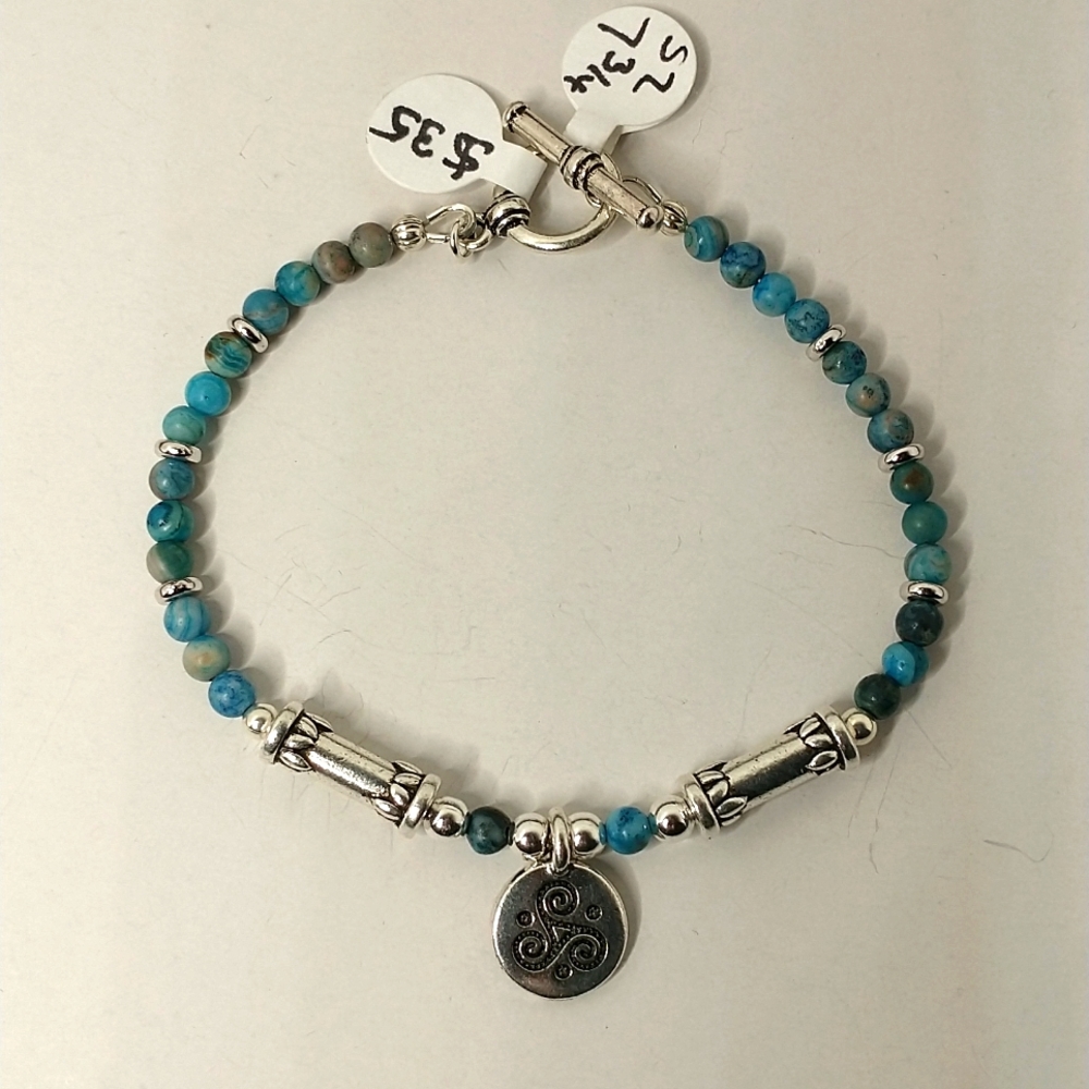 Blue Crazy Lace Agate bracelet, women's, sz 7 3/4